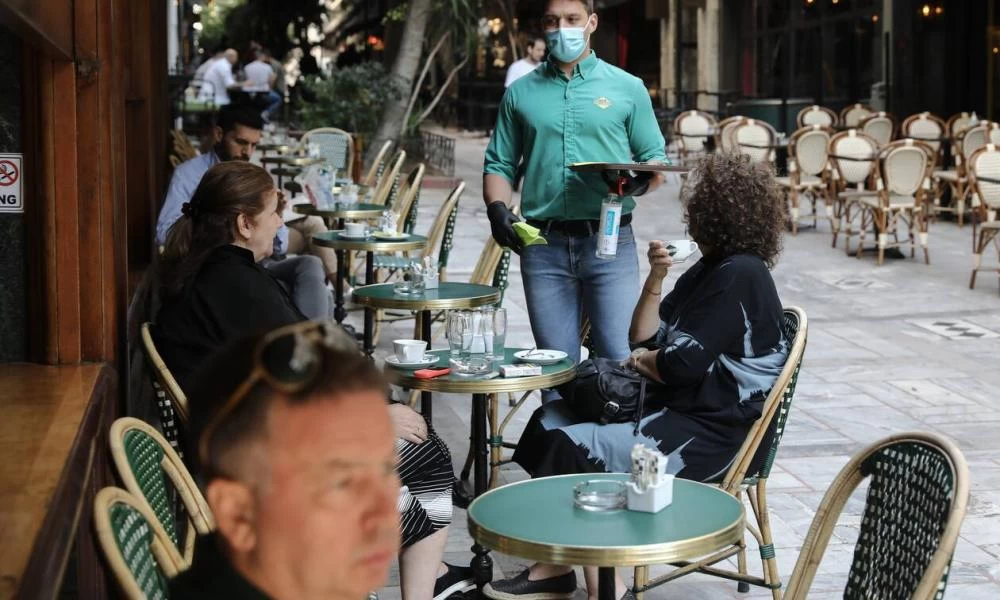 Επαναλειτουργία εστίασης: Έτσι κύλησε η πρώτη ημέρα στα μαγαζιά